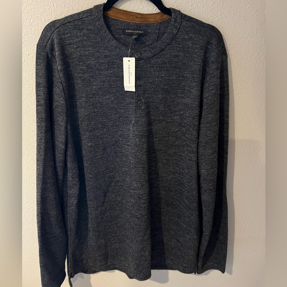 Banana Republic Long Sleeve Henley, Men’s L, Navy Blue - NWT! 🔖